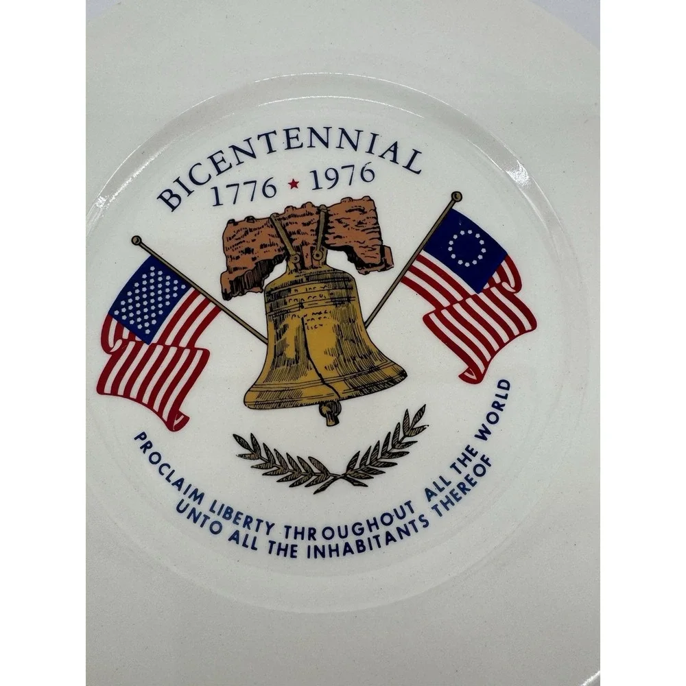 1976 Bicentennial Liberty Bell Patriotic Plate Americana Colonial Flags Vintage
